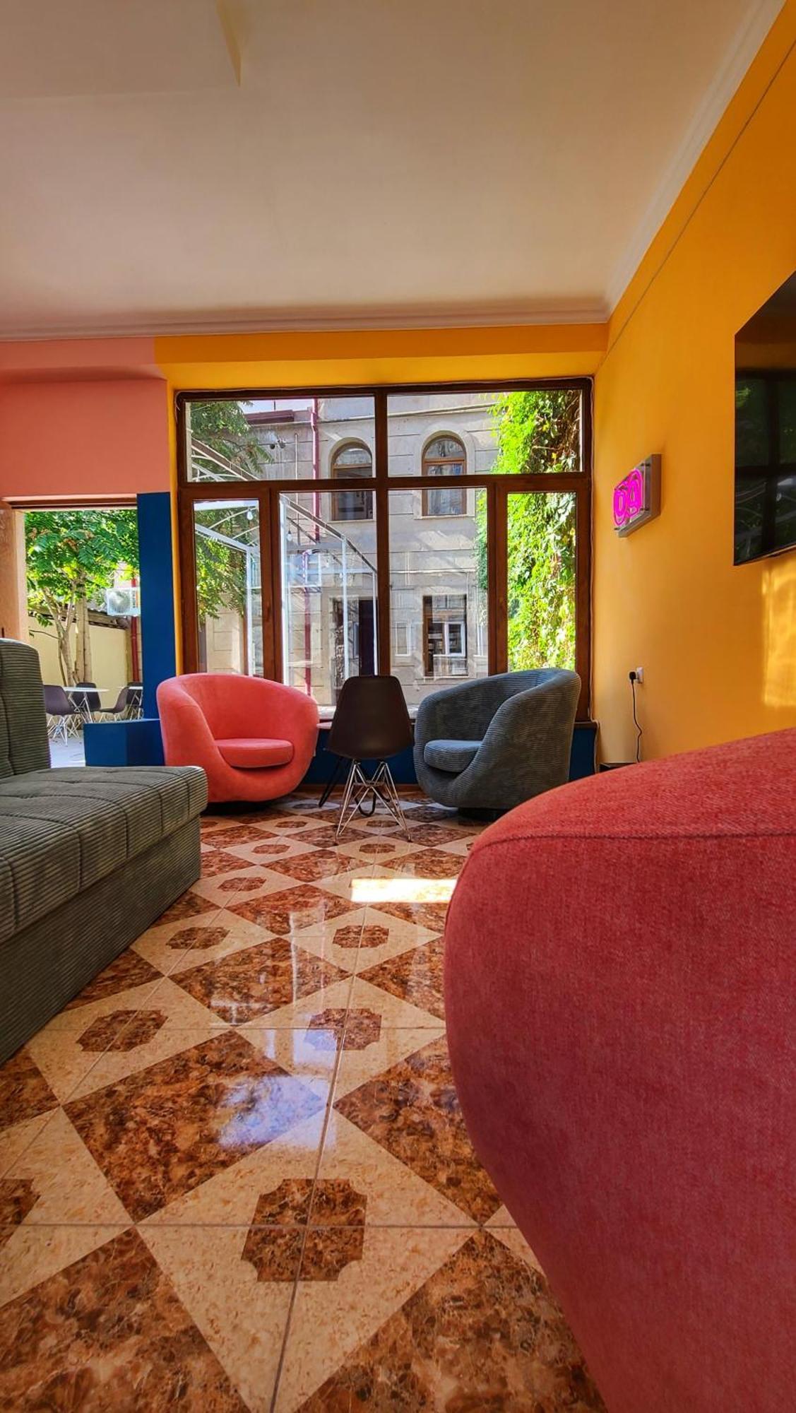 Capsula Hotel Γιερεβάν Εξωτερικό φωτογραφία