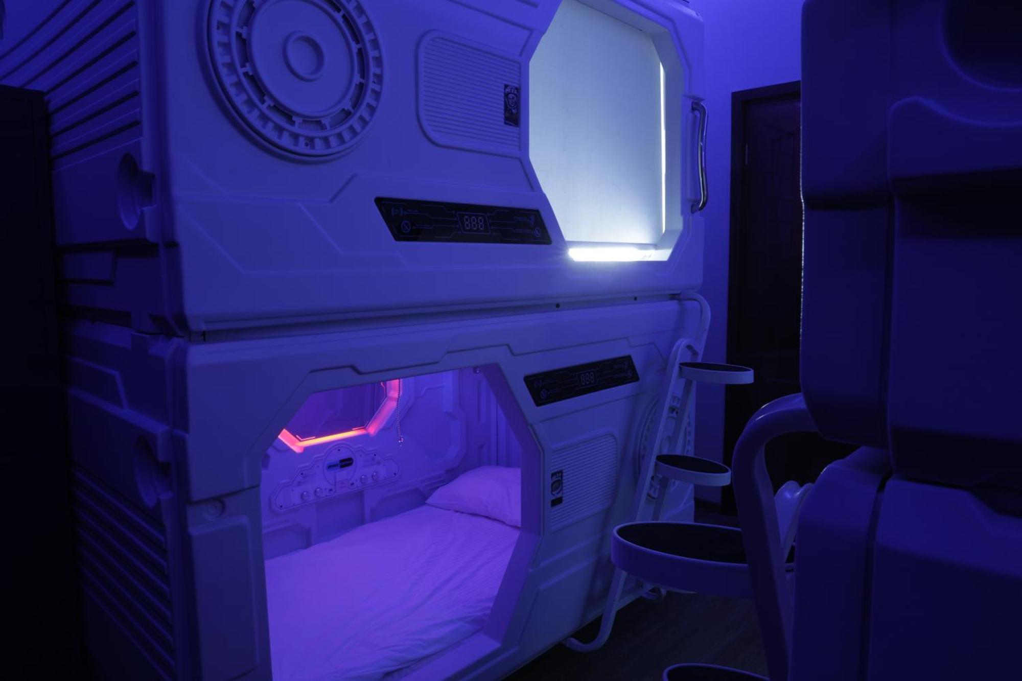 Capsula Hotel Γιερεβάν Εξωτερικό φωτογραφία